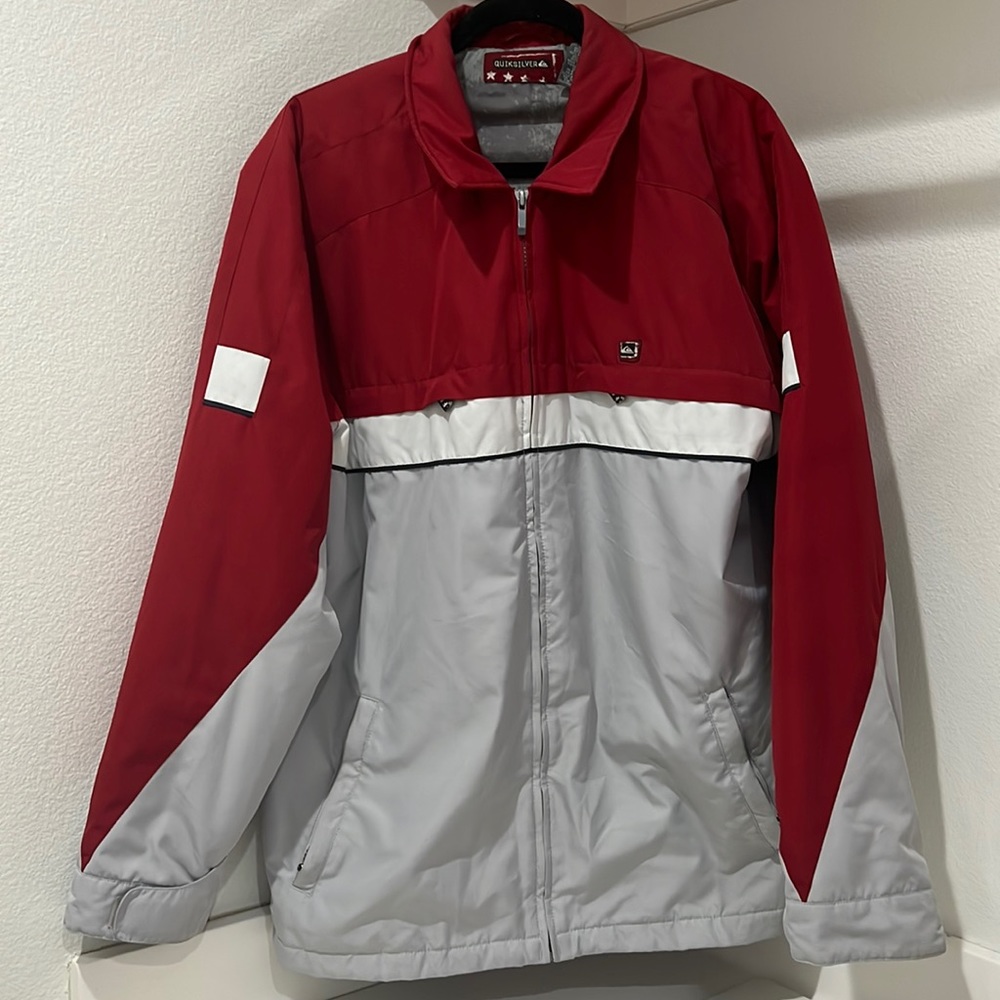 Men’s Quiksilver Water-resistant Jacket- snowboarding, skiing, or cold weather